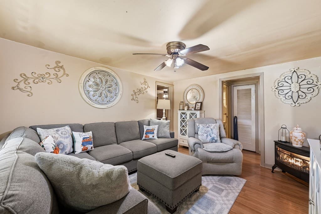 121 Orchard Boulevard, Blue Ridge GA 30513 - Photo