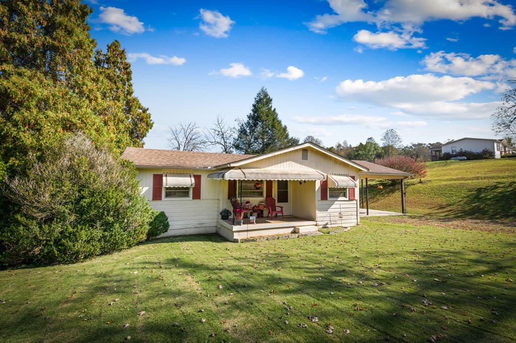 121 Orchard Boulevard, Blue Ridge GA 30513 - Photo