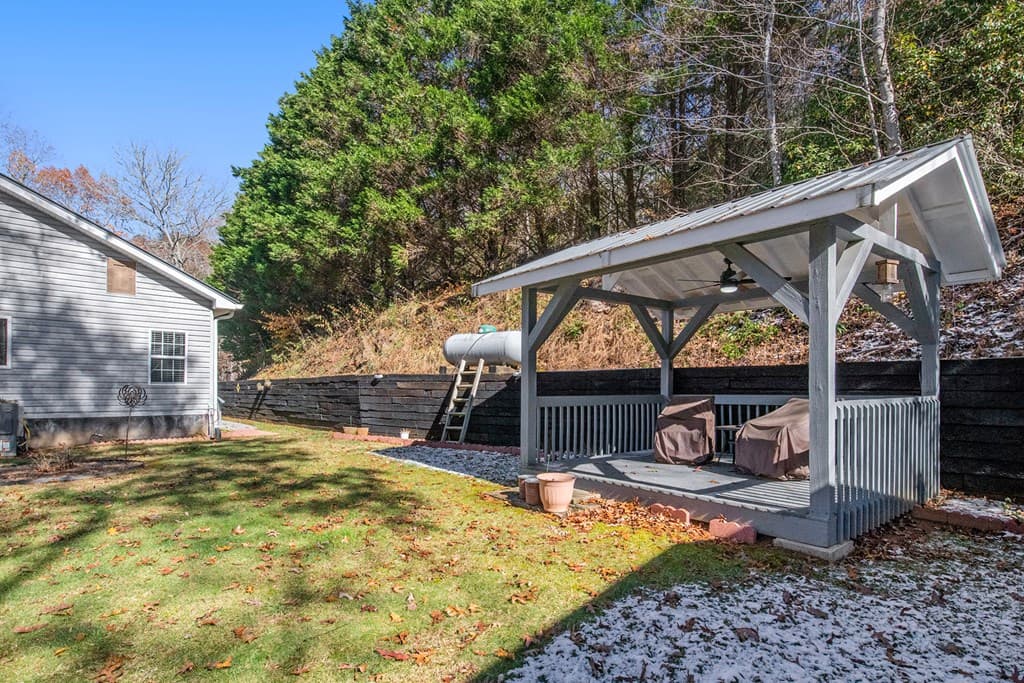 2226 Layson Road, Hiawassee GA 30546 - Photo