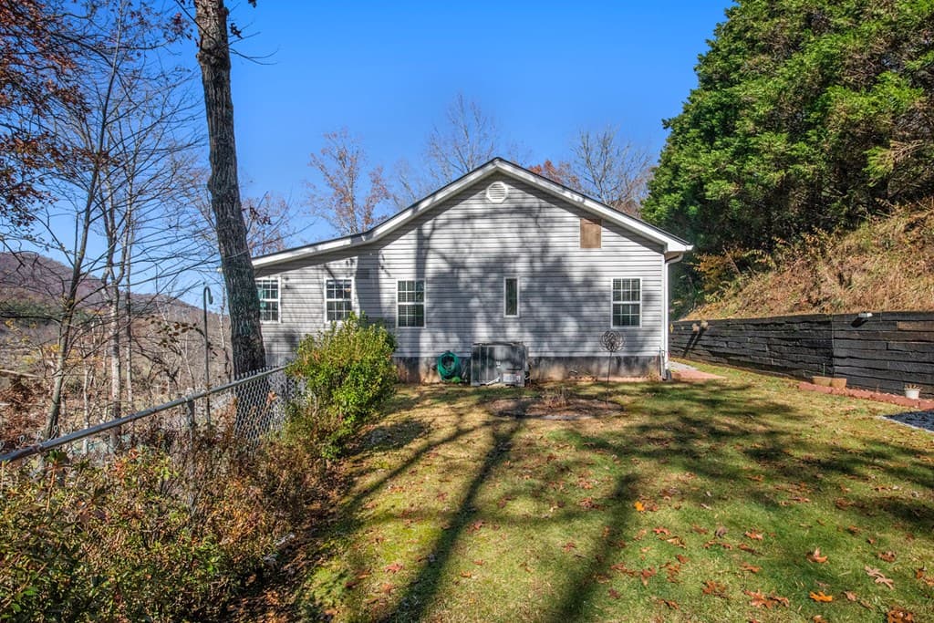 2226 Layson Road, Hiawassee GA 30546 - Photo