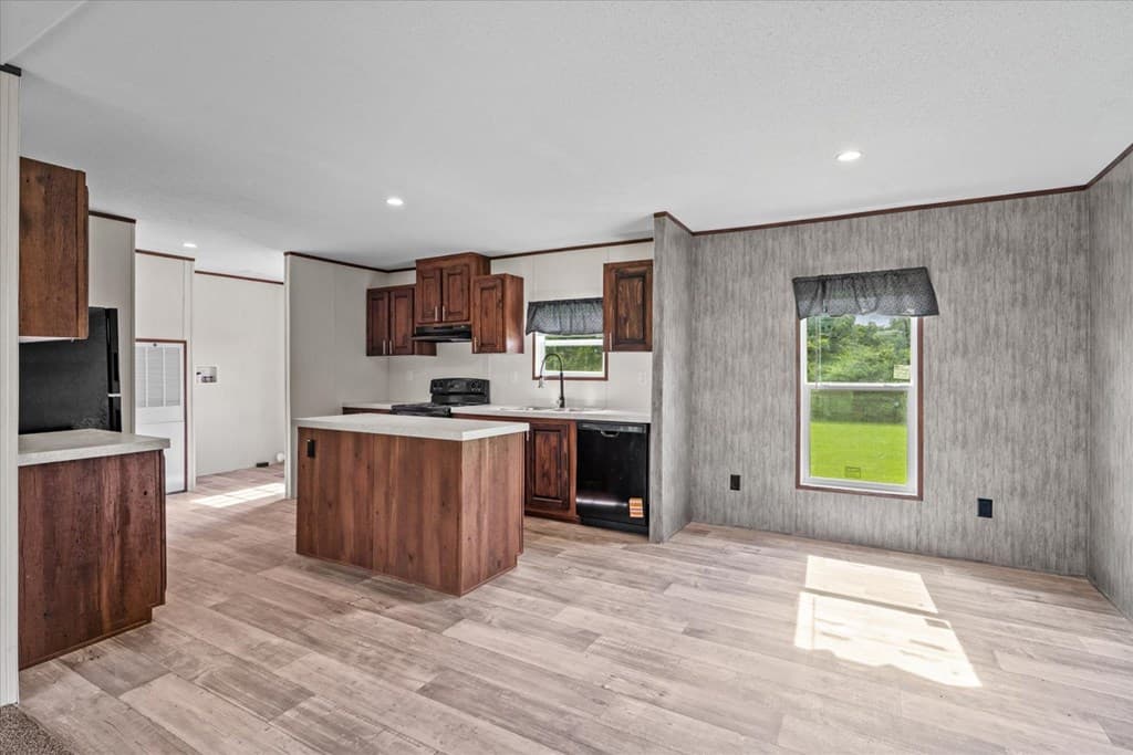 232 Brandon Circle, Chatsworth GA 30705 - Photo