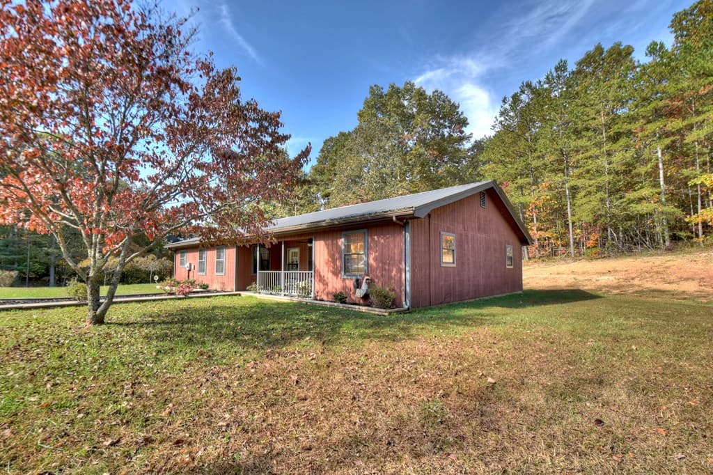 160 Moores Road, Mineral Bluff GA 30559 - Photo