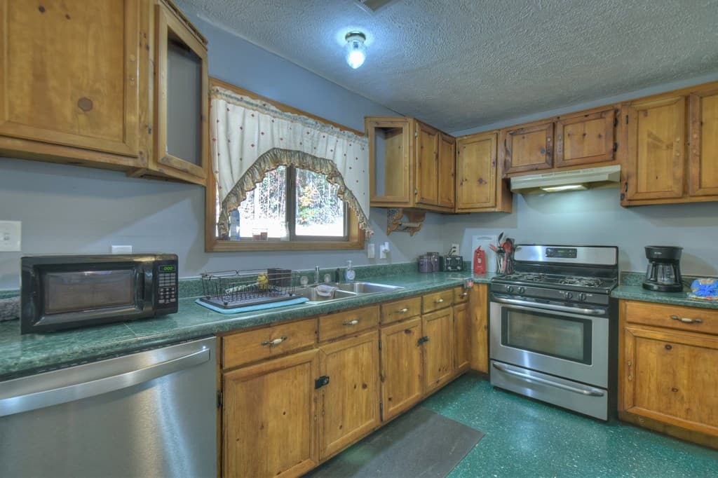 160 Moores Road, Mineral Bluff GA 30559 - Photo