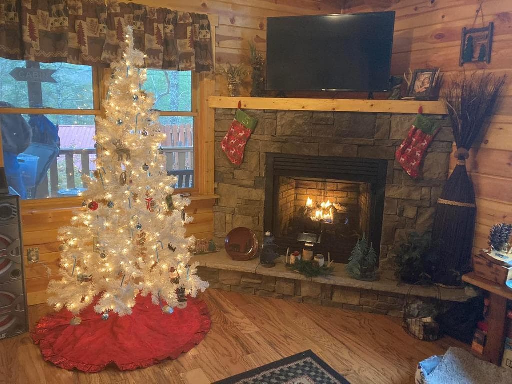 30 Zoe Hill Drive, Murphy NC 28906 - Photo