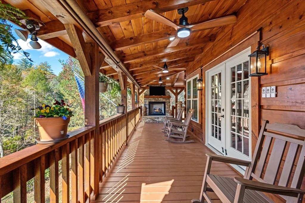 163 Cherokee Path, Blue Ridge GA 30513 - Photo