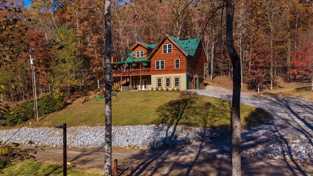 163 Cherokee Path, Blue Ridge GA 30513 - Photo