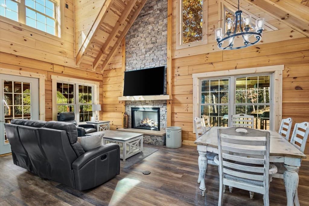 163 Cherokee Path, Blue Ridge GA 30513 - Photo