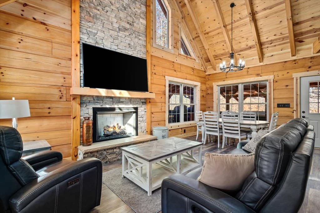 163 Cherokee Path, Blue Ridge GA 30513 - Photo