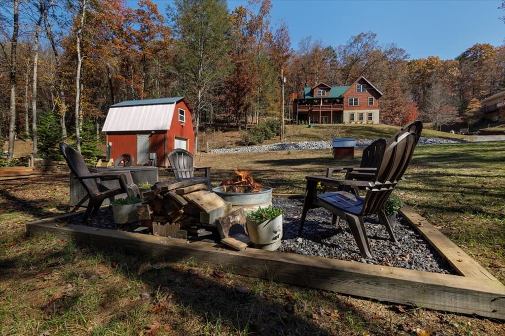 163 Cherokee Path, Blue Ridge GA 30513 - Photo