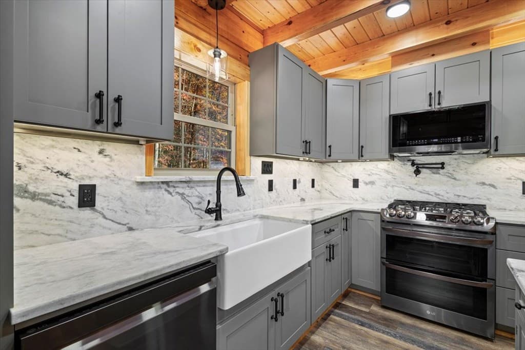 163 Cherokee Path, Blue Ridge GA 30513 - Photo