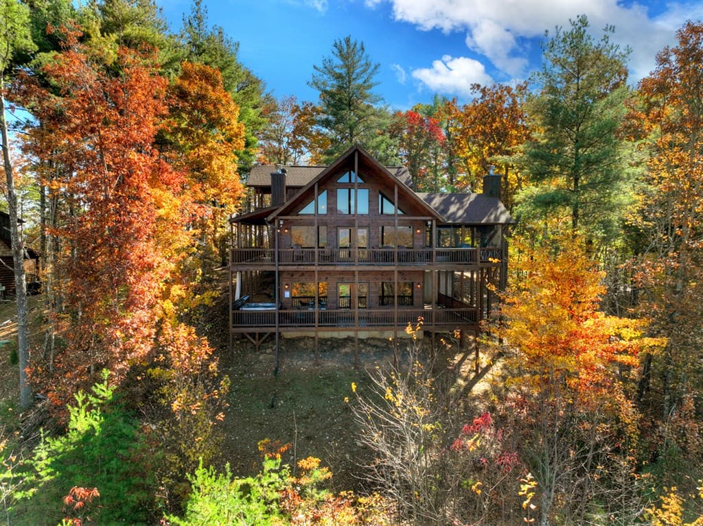 136 Oasis Drive, Blue Ridge GA 30513 - Photo