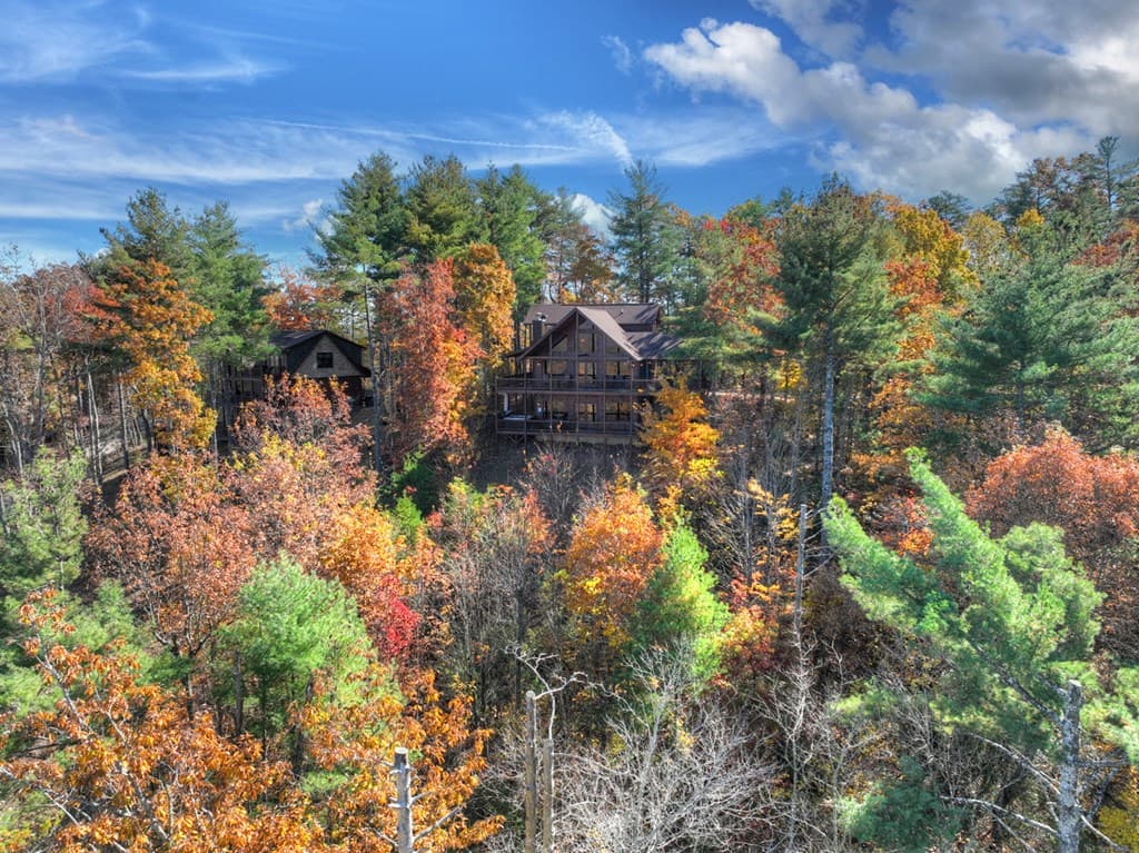 136 Oasis Drive, Blue Ridge GA 30513 - Photo