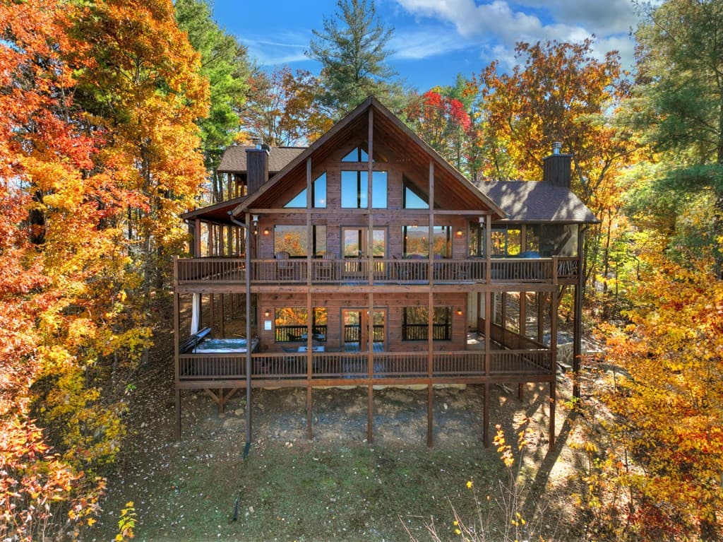 136 Oasis Drive, Blue Ridge GA 30513 - Photo