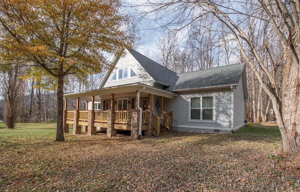 11509 Hwy 64 E, Hayesville NC 28904 - Primary photo