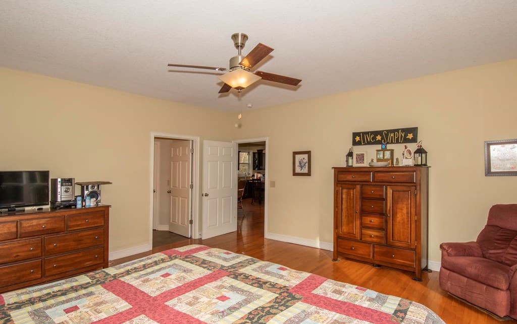 11509 Hwy 64 E, Hayesville NC 28904 - Photo