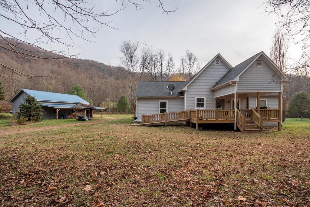11509 Hwy 64 E, Hayesville NC 28904 - Photo