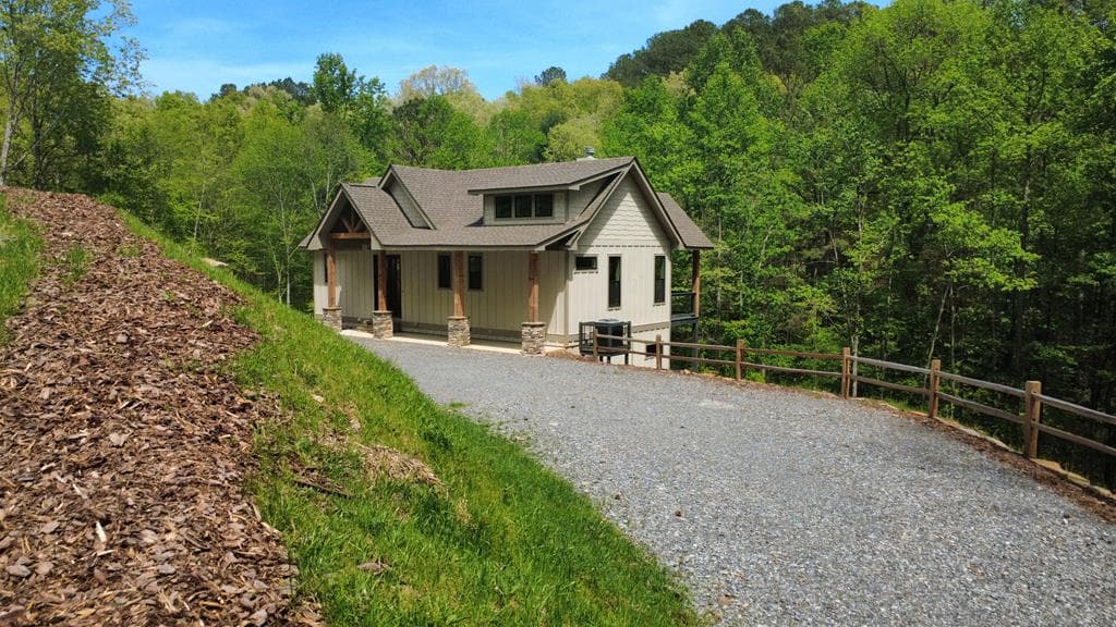 677 Catawba Circle, Ellijay GA 30540 - Photo