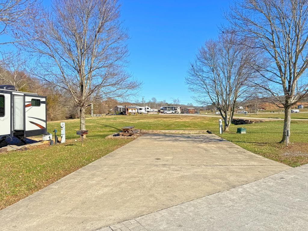 33 Mountain Meadows Circle, Morganton GA 30560 - Primary photo