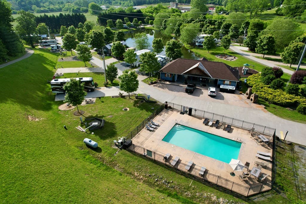34 Mountain Meadows Circle, Morganton GA 30560 - Photo