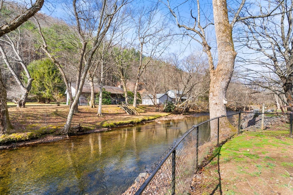 4117 Riverbank Run, Hiawassee GA 30546 - Photo
