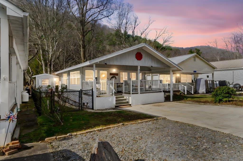 4117 Riverbank Run, Hiawassee GA 30546 - Photo
