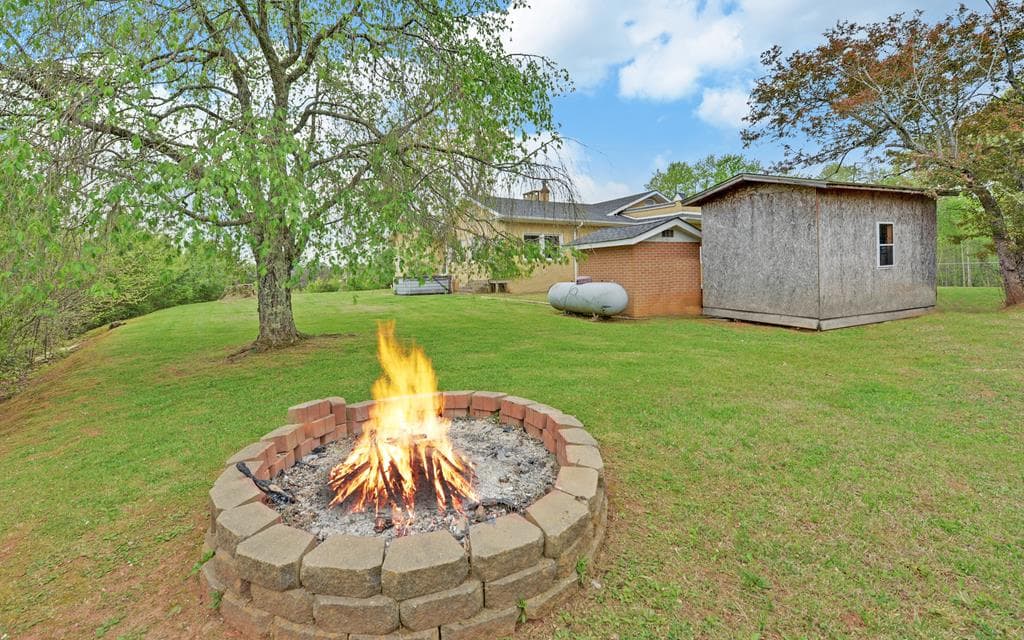 2465 Blue Ridge Drive, Blue Ridge GA 30513 - Photo