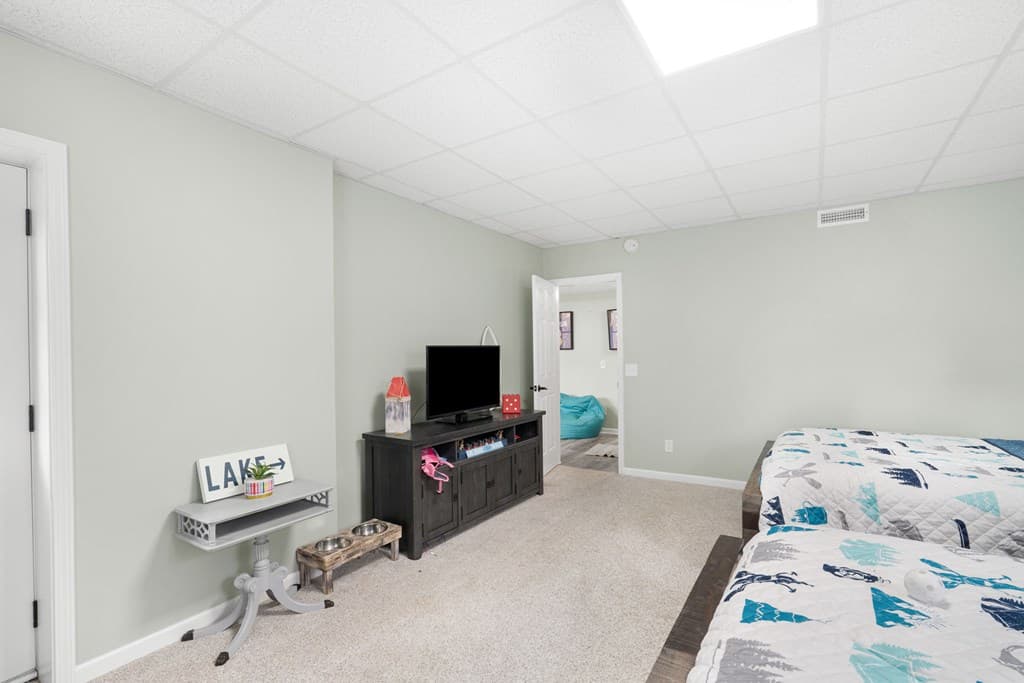 1612 Lakeview Dr, Young Harris GA 30582 - Photo