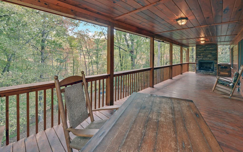 230 Pine Forest Loop, Blue Ridge GA 30513 - Photo