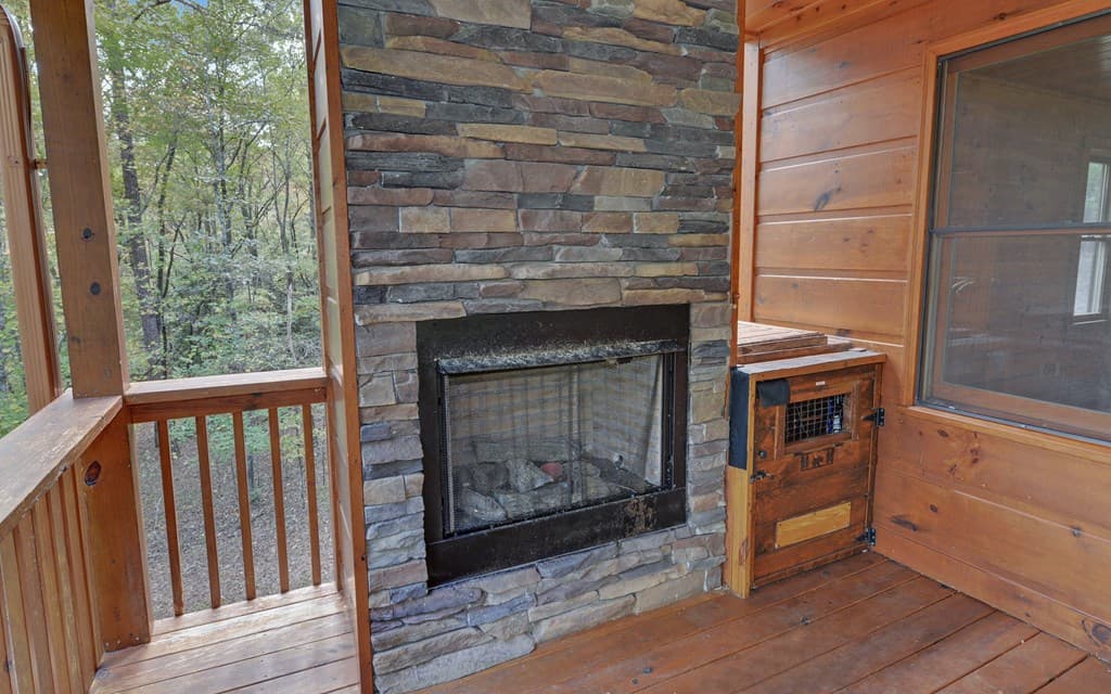 230 Pine Forest Loop, Blue Ridge GA 30513 - Photo