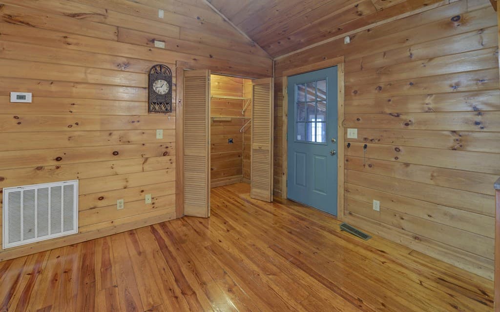 230 Pine Forest Loop, Blue Ridge GA 30513 - Photo