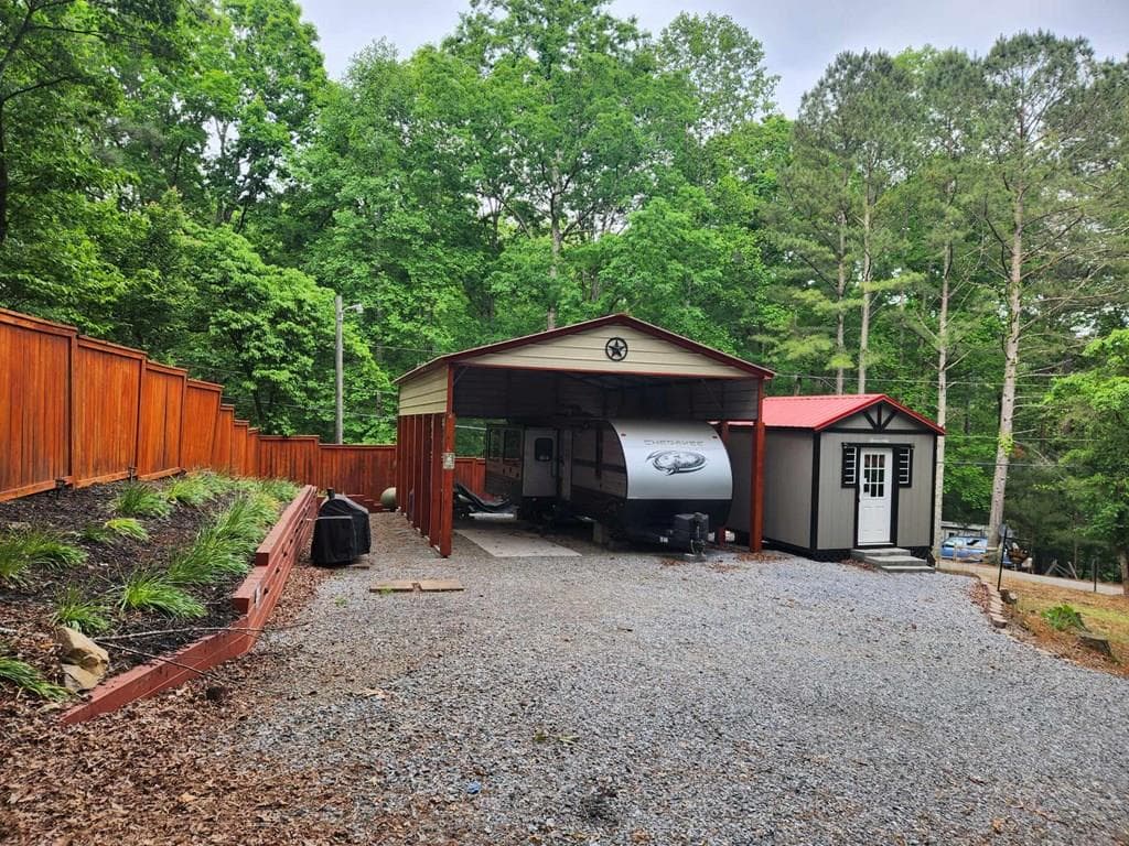 529 10th Street, Ellijay GA 30540 - Primary photo