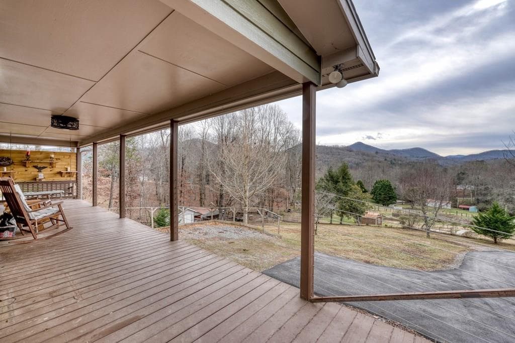 2276 Lovingood Rd., Hiawassee GA 30546 - Photo