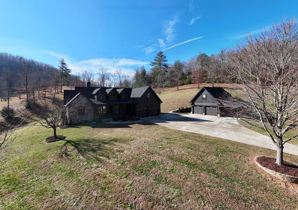 215 Harmony Lane, Hiawassee GA 30546 - Photo