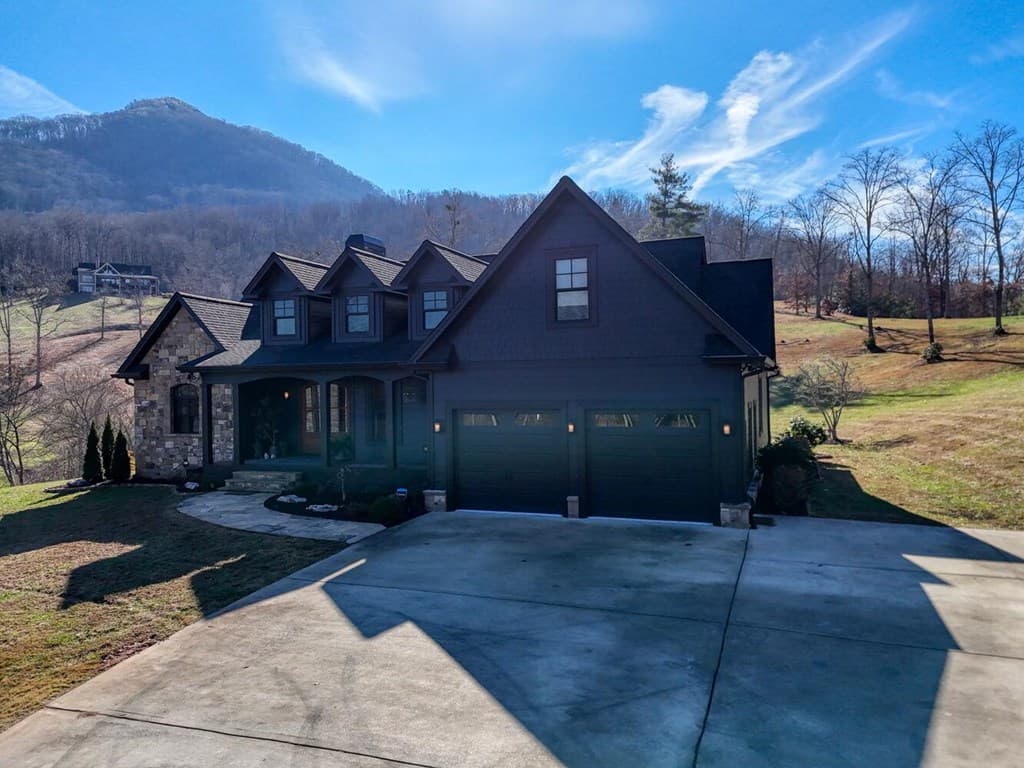 215 Harmony Lane, Hiawassee GA 30546 - Photo