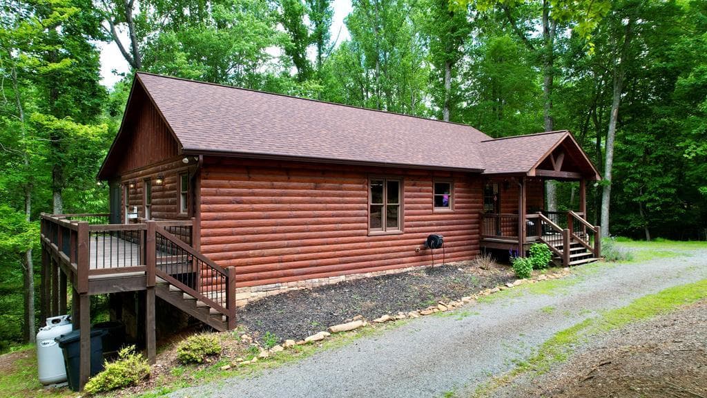 170 Ross Drive, Mineral Bluff GA 30559 - Primary photo