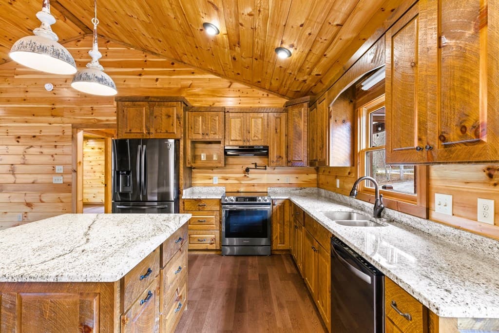 170 Ross Drive, Mineral Bluff GA 30559 - Photo