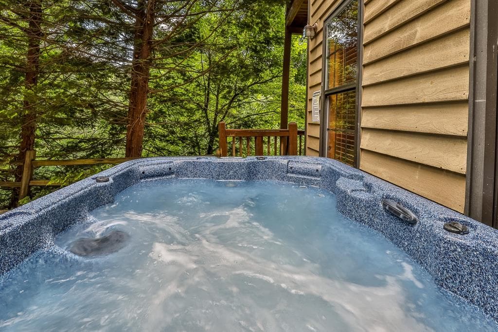 101 Moonshine Mountain Road, Mineral Bluff GA 30559 - Photo