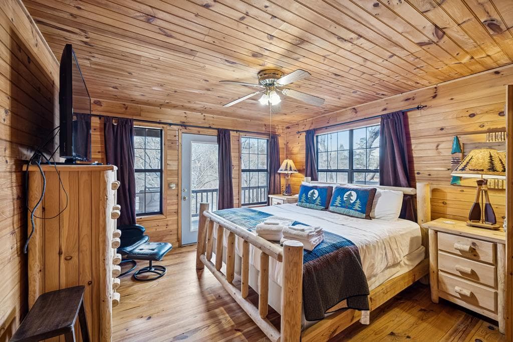 101 Moonshine Mountain Road, Mineral Bluff GA 30559 - Photo