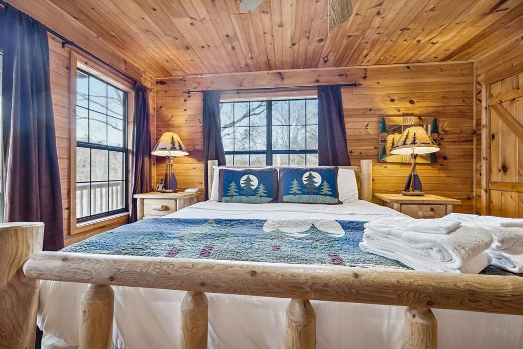 101 Moonshine Mountain Road, Mineral Bluff GA 30559 - Photo