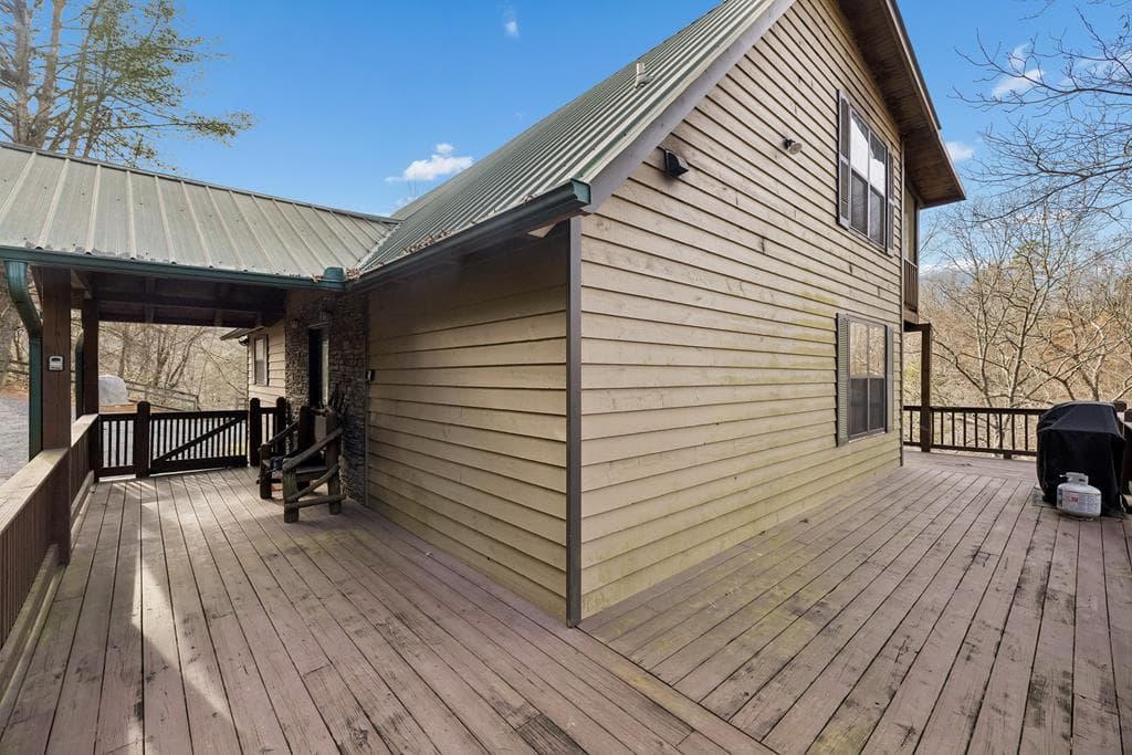 101 Moonshine Mountain Road, Mineral Bluff GA 30559 - Photo