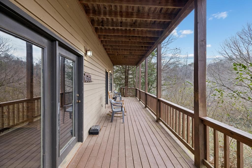 101 Moonshine Mountain Road, Mineral Bluff GA 30559 - Photo