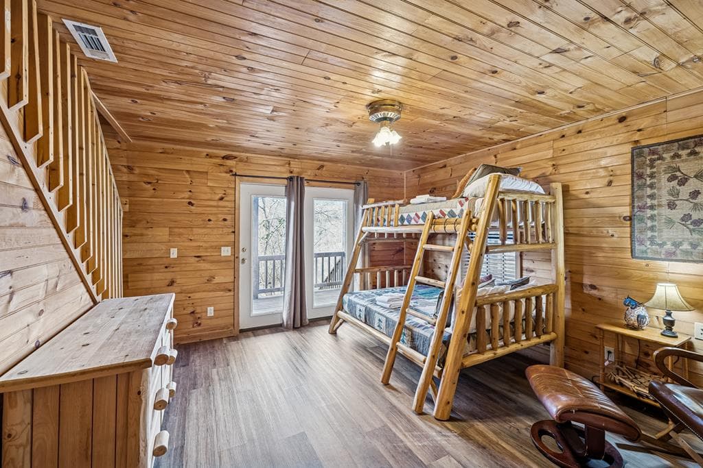 101 Moonshine Mountain Road, Mineral Bluff GA 30559 - Photo