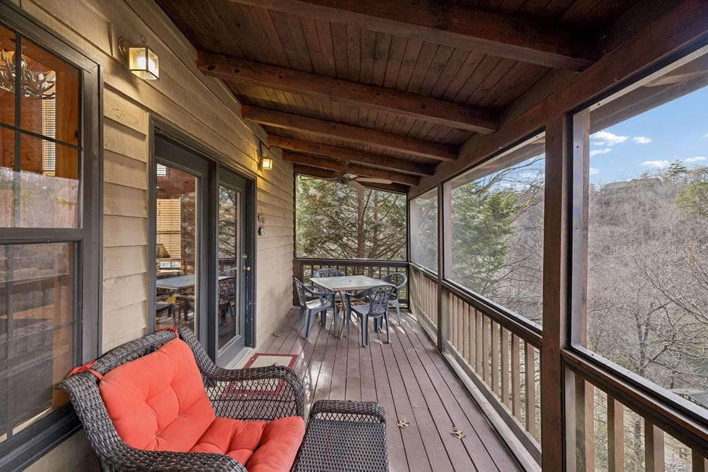 101 Moonshine Mountain Road, Mineral Bluff GA 30559 - Photo