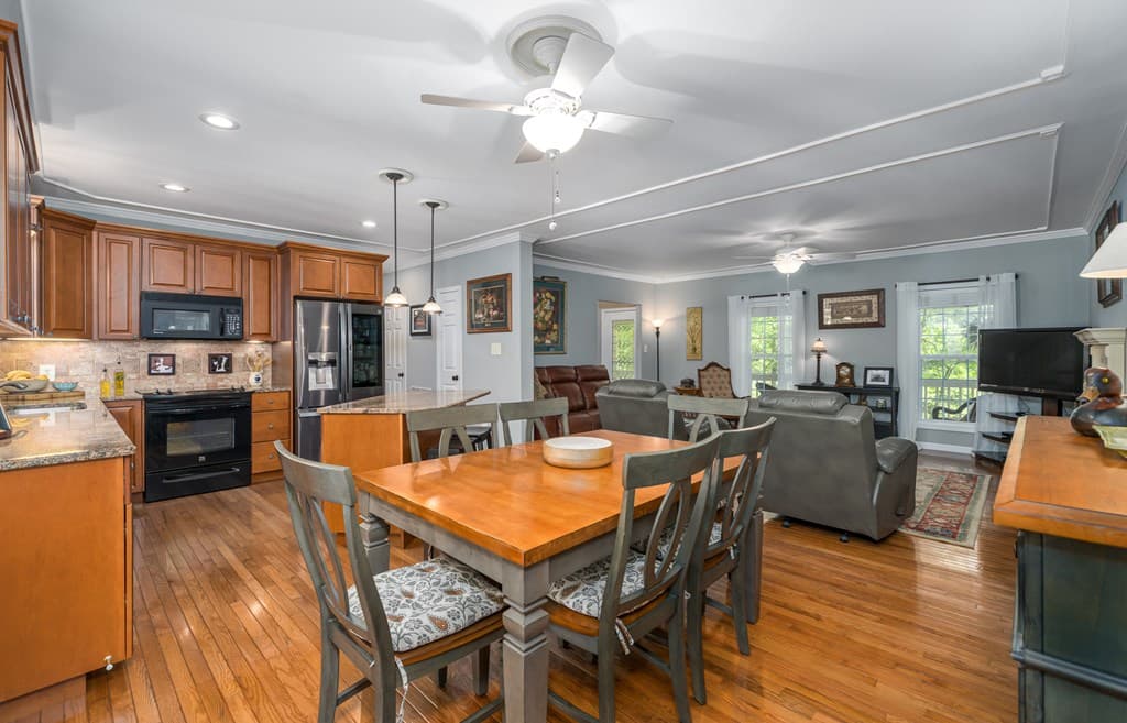724 Fish Cove Road, Blairsville GA 30512 - Photo