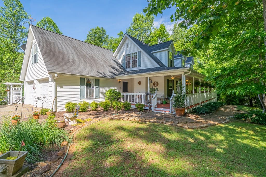 724 Fish Cove Road, Blairsville GA 30512 - Photo