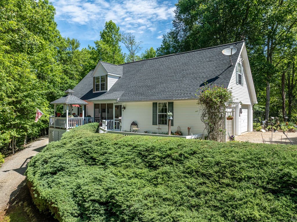 724 Fish Cove Road, Blairsville GA 30512 - Photo