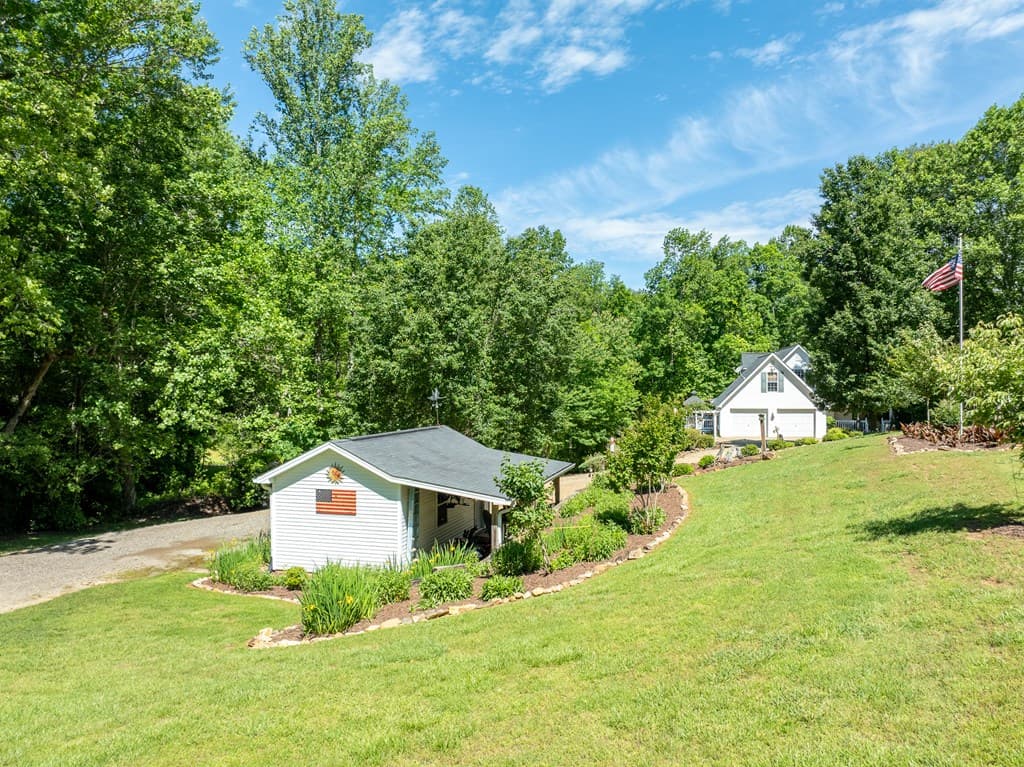 724 Fish Cove Road, Blairsville GA 30512 - Photo