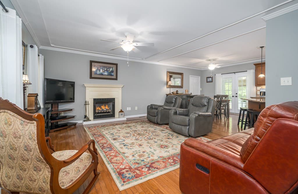 724 Fish Cove Road, Blairsville GA 30512 - Photo