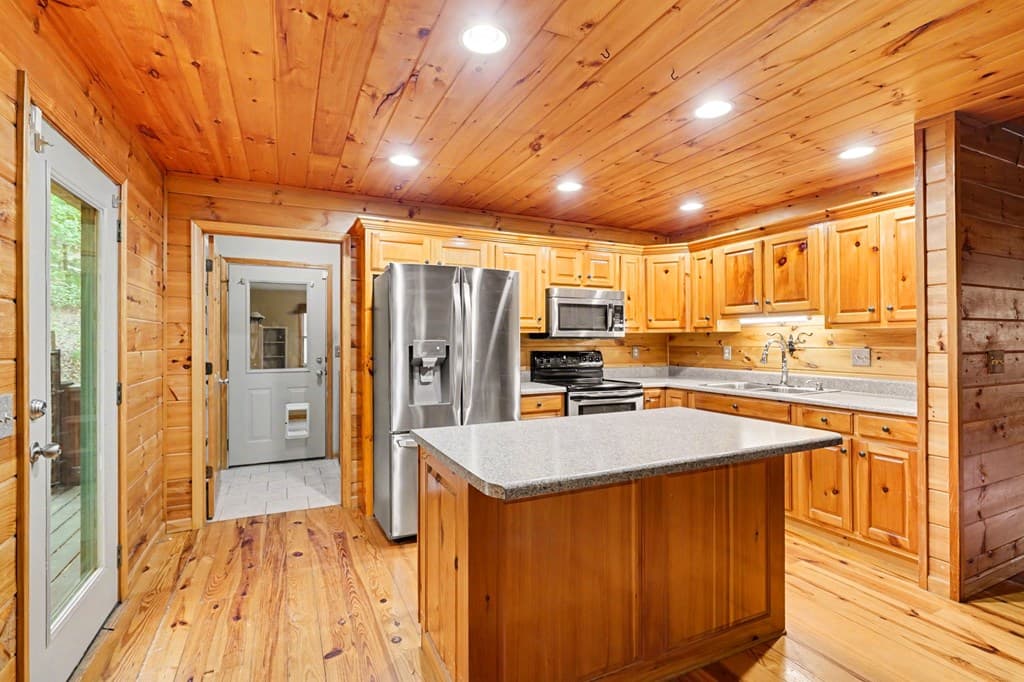 29 Agora Lane, Ellijay GA 30540 - Photo