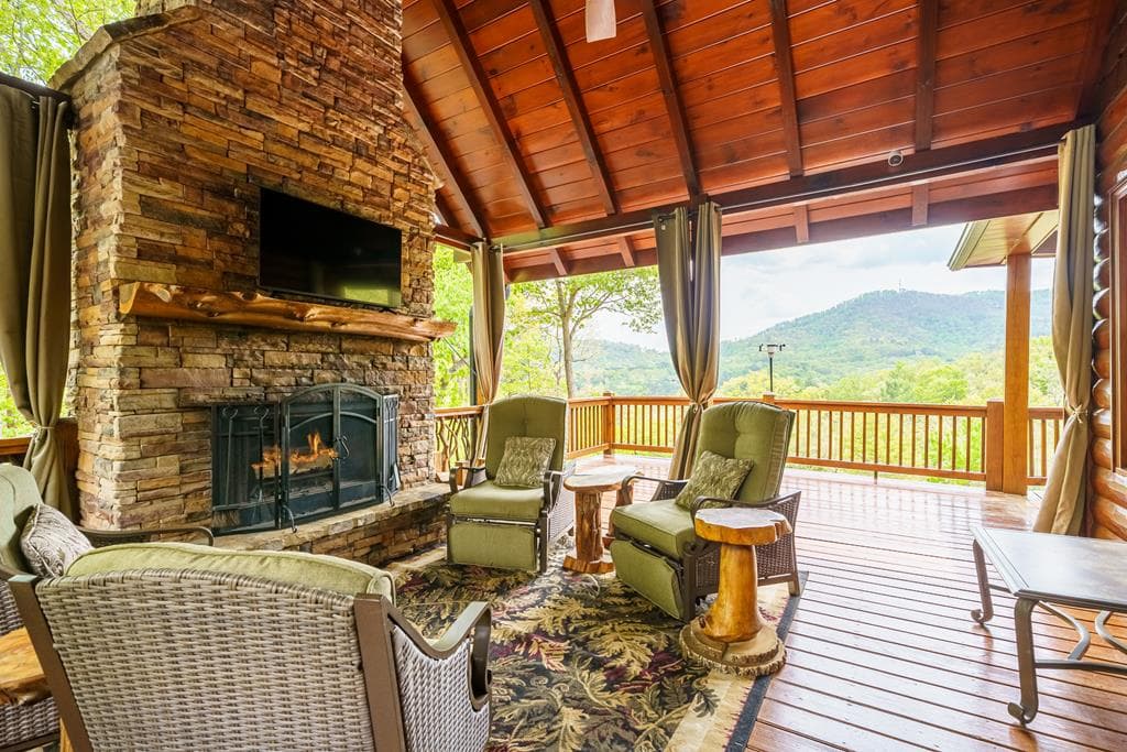 339 Birdseye View, Blue Ridge GA 30513 - Photo